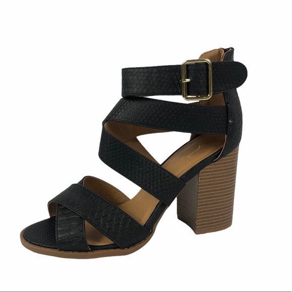 qupid block heel sandals